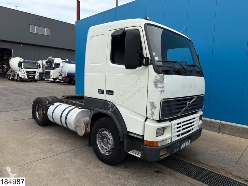 جرار Volvo 380 PTO, Hydrauliek