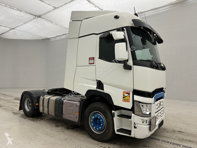 جرار Renault T460*