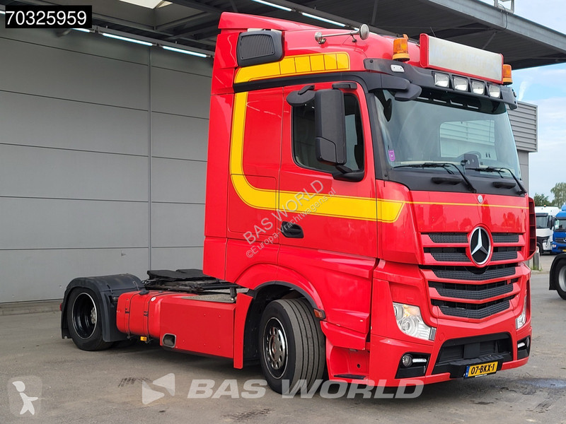 جرار Mercedes 1842 4X2 StreamSpace Mega...