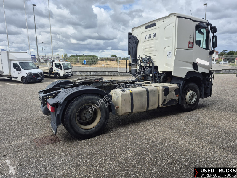 جرار Renault