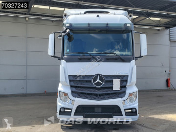 Mercedes tractor unit