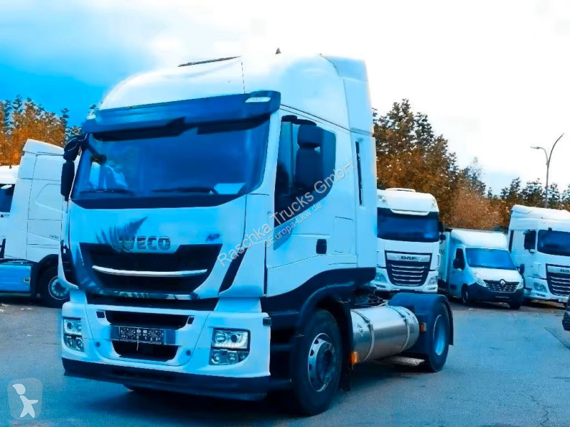 جرار Iveco 460 NP*LNG* 2 STÜCK VORHANDEN*Retarder*