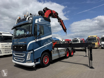 جرار Volvo