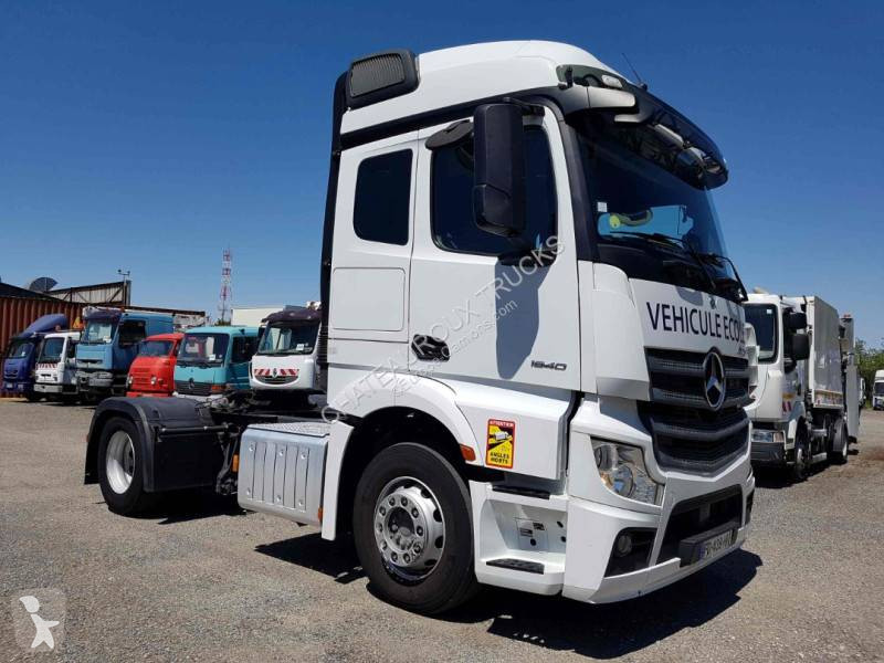 جرار Mercedes