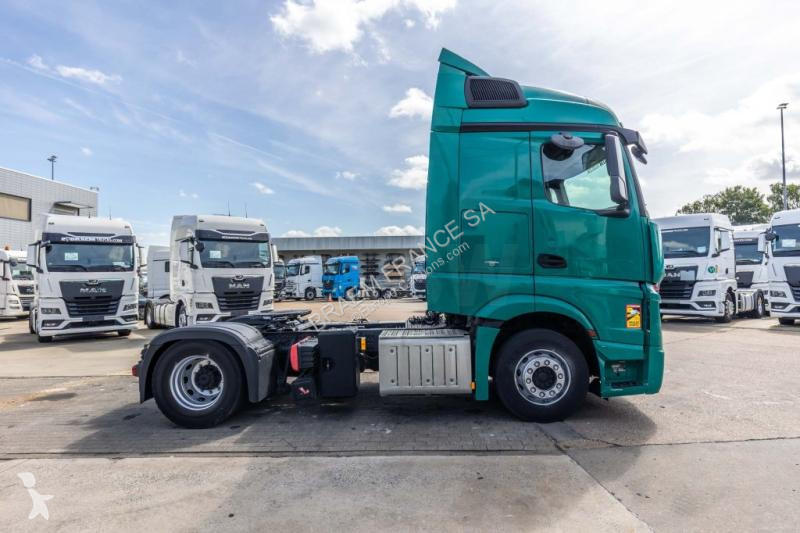 جرار Mercedes ACTROS 1845