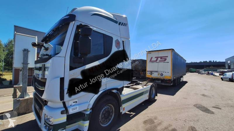 جرار Iveco