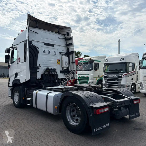 جرار Renault T520 Euro 6 Retarder