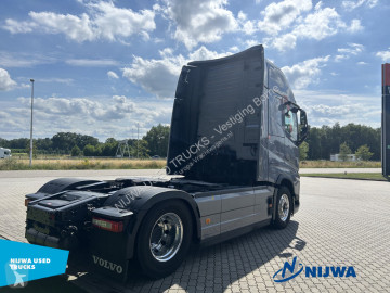 Tracteur produits dangereux / adr Volvo