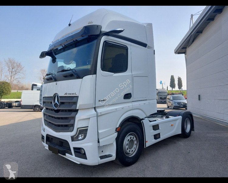 Trattore Stradale Mercedes 5 18 4x2