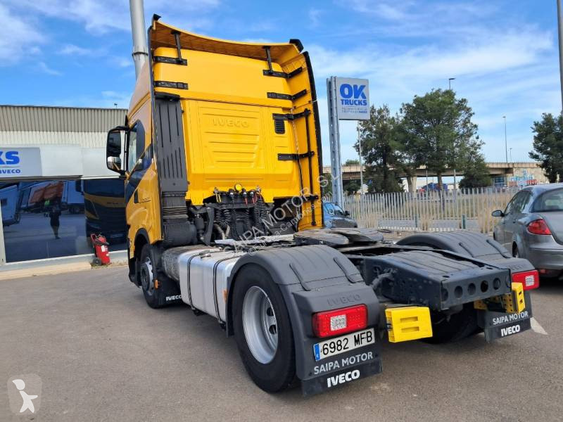 جرار Iveco