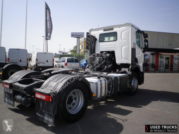 جرار Renault