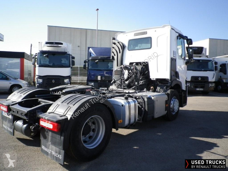 جرار Renault
