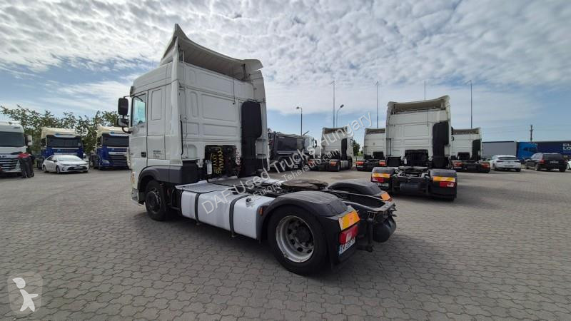 جرار DAF XF  FT LOW DECK 4X2