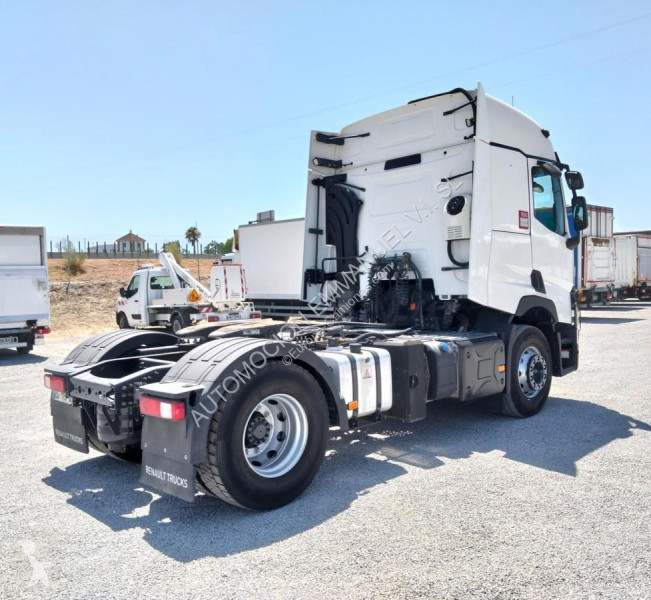 جرار Renault 480 XROAD TSeries