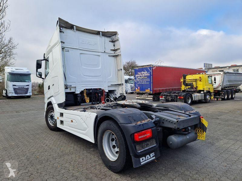 جرار DAF XG  FT 4X2