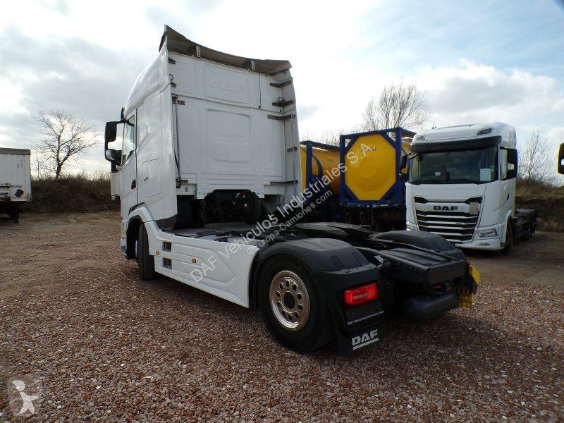 جرار DAF XG  FT 4X2