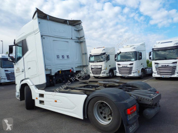 جرار DAF XG 530 FT 4X2