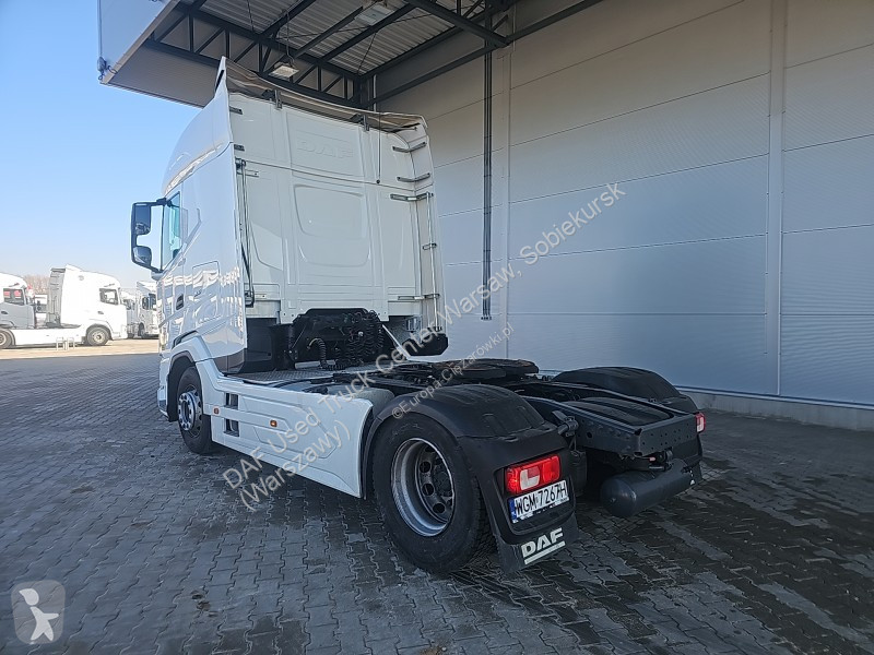 جرار DAF XG  FT 4X2