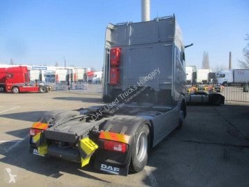 Влекач DAF