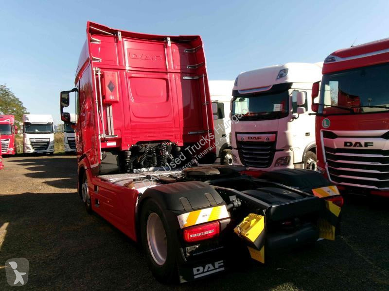 جرار DAF XG  FT 4X2