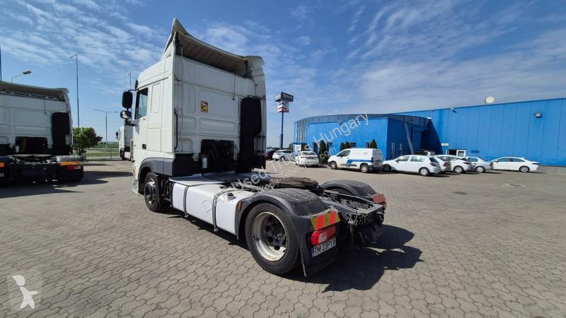 جرار DAF XF  FT LOW DECK 4X2