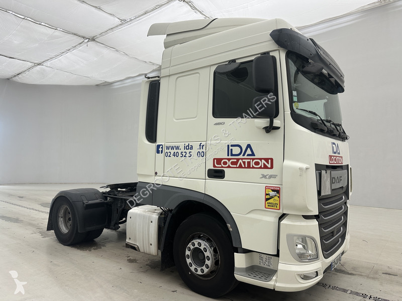 Тягач DAF XF  Space Cab