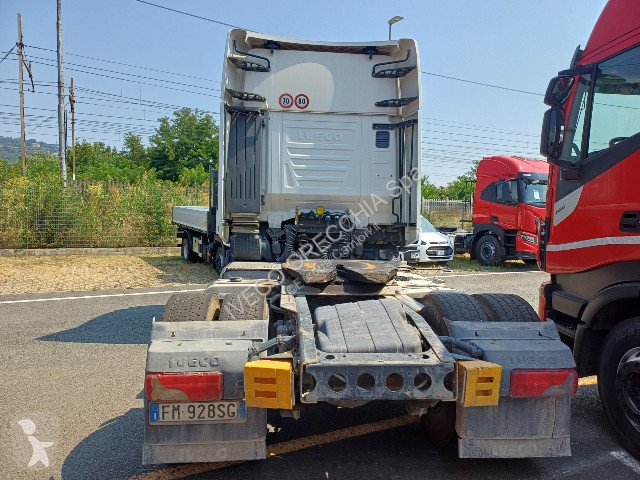 جرار Iveco STRALIS AS440S46T/P