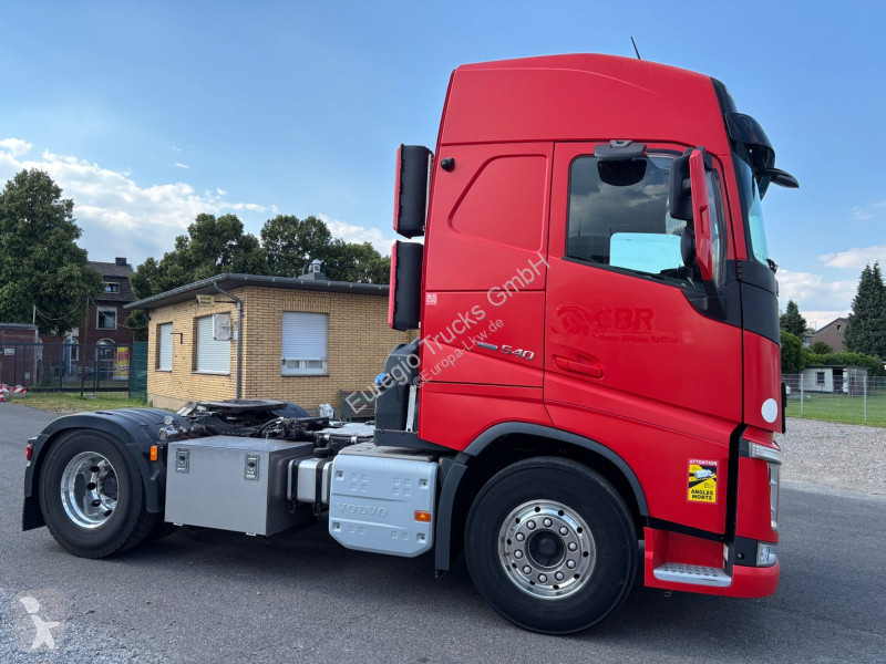 Volvo Globetrotter/ADR/Kompressor/Tankhydr...