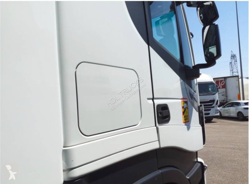 Iveco  tractor unit