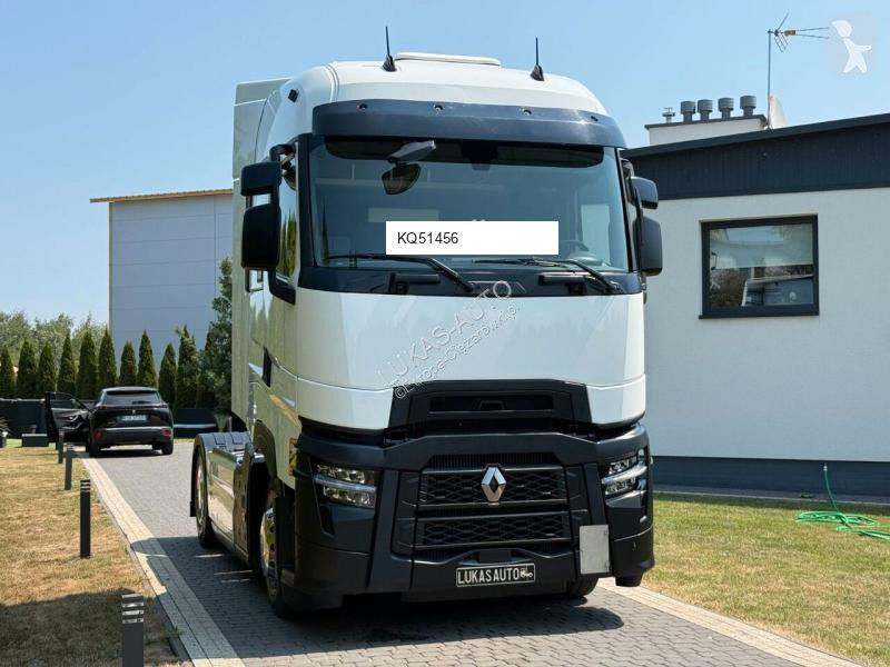 جرار Renault T 480