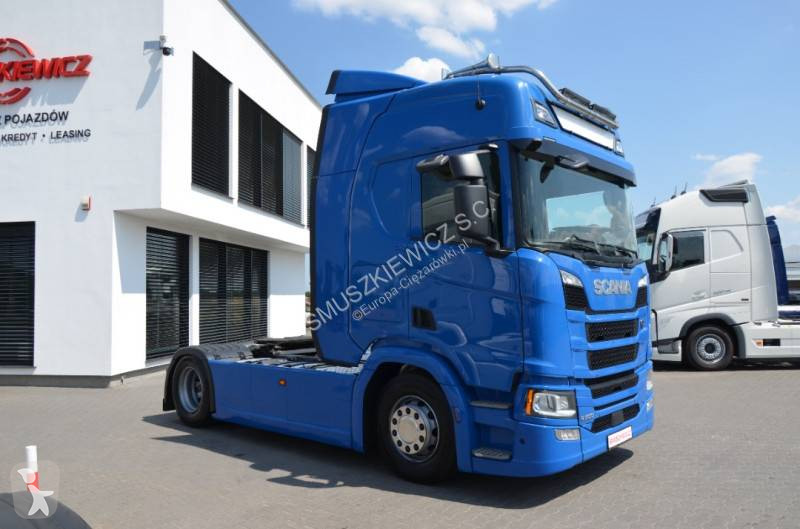 Cap tractor Scania