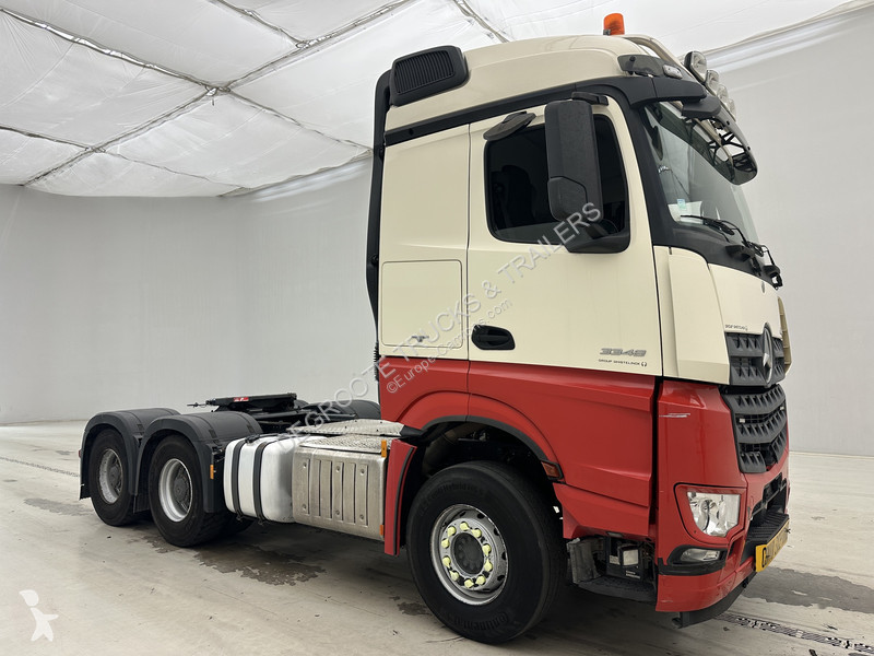 جرار Mercedes 3348 - 6x4