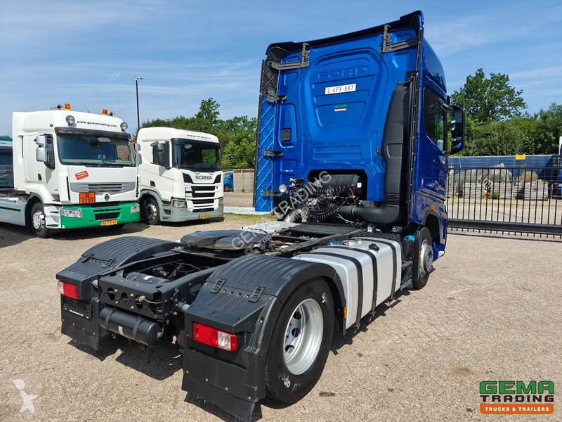 جرار Ford 500 4x2 Sleeper Cab Euro 6D - Double...
