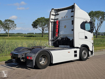 Влекач Iveco S-WAY AS440S51