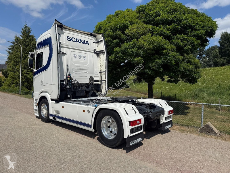 جرار Scania 520 full-air retarder