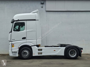 جرار Mercedes