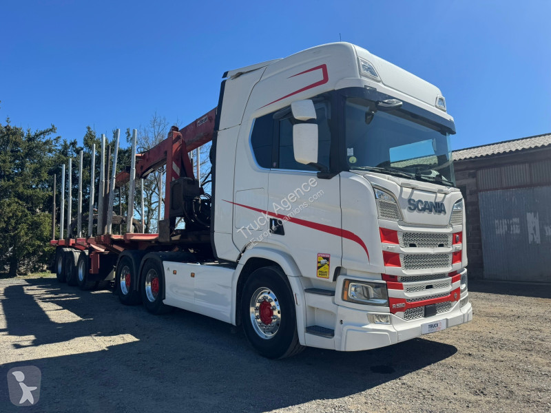 جرار Scania 580