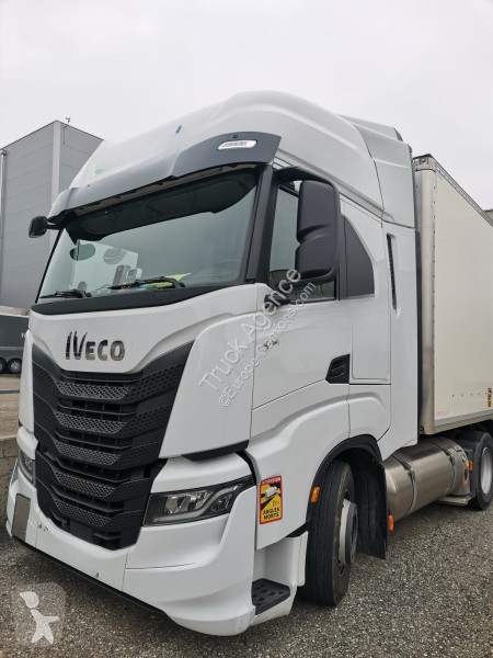 جرار Iveco
