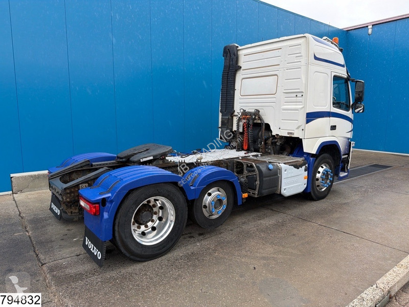 جرار Volvo 460 6x2, EURO 6, PTO, RHD