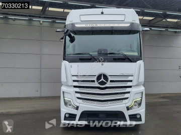 جرار Mercedes