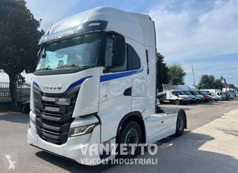جرار Iveco