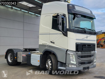 Влекач опасни товари / adr Volvo