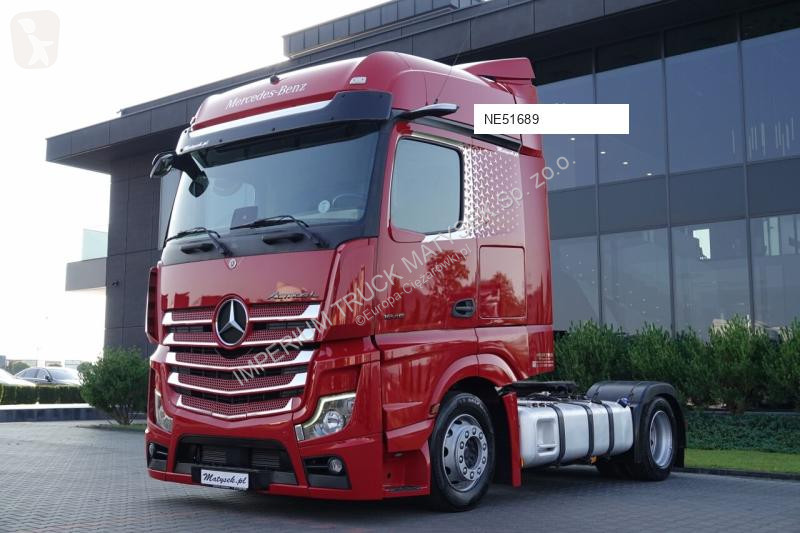 Влекач Mercedes ACTROS 1845