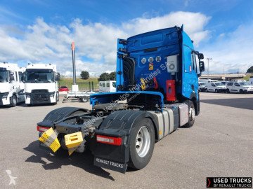جرار Renault