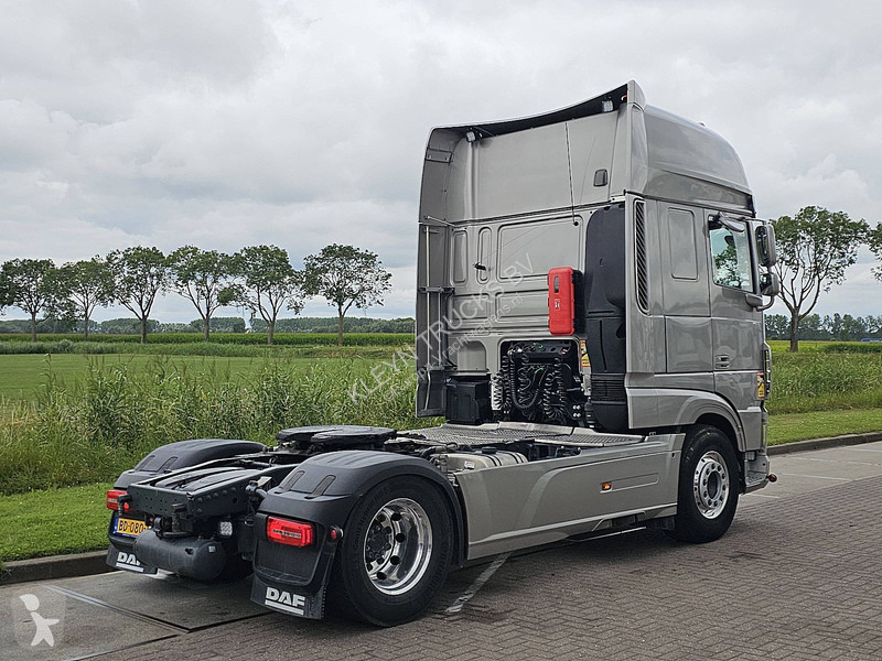 Tracteur DAF 530