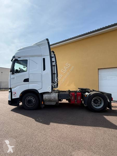 جرار Iveco