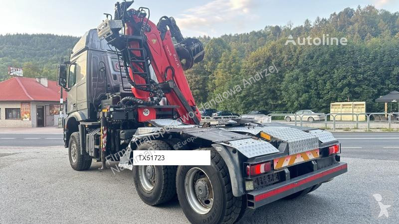 جرار Mercedes 3351