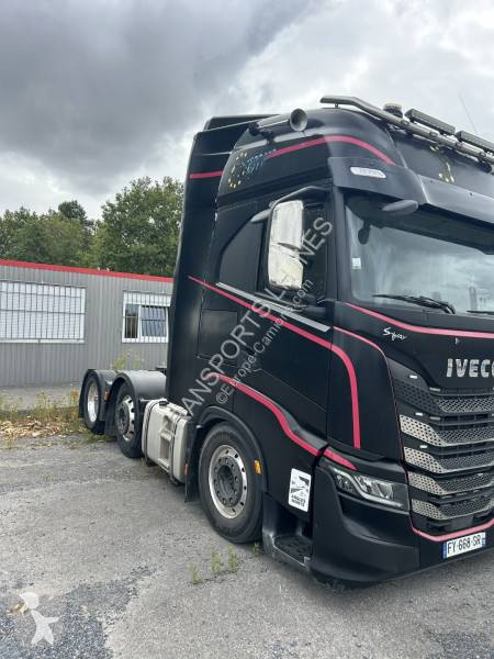 Ciągnik siodłowy Iveco