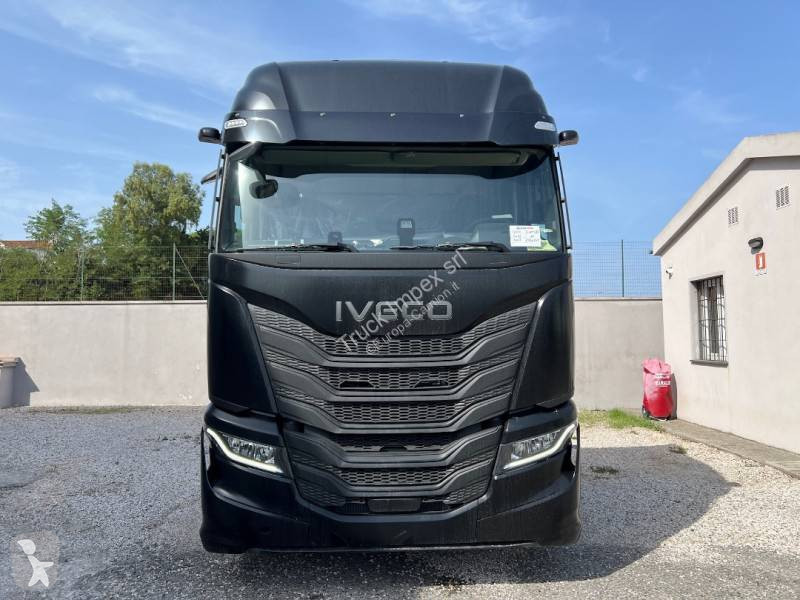 جرار Iveco