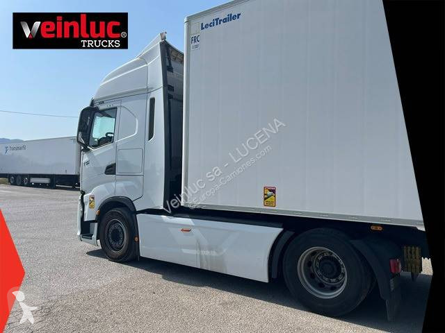 جرار Iveco